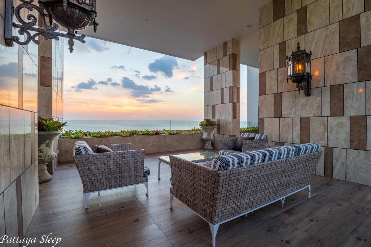 The Riviera Jomtien Sea View Apartment Екстериор снимка